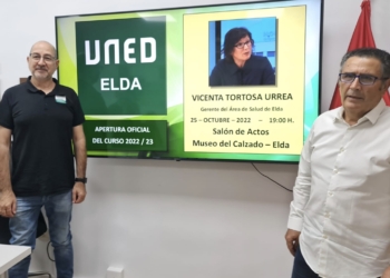 La UNED de Elda arranca el curso con récord mayores de 55 años matriculados