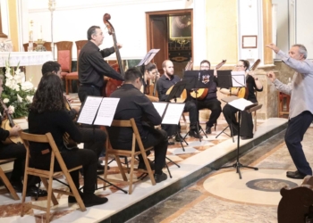 La Rondalla de la ACR La Barqueta y la Unión Musical se suman a la Semana Cultural de les Festes Majors Patronals