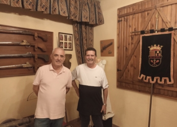 El presidente Mario Polo a la izquierda y el directivo Salvador Mas a la derecha.