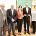 Clara Guilló (en el centro) junto al Alcalde de Elche y al concejal de Desarrollo Rural.