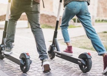 Hasta 500 euros de multa para los conductores ‘temerarios’ de patinetes eléctricos