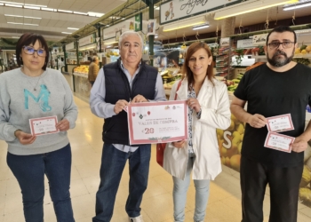 El Mercado Central de Elda sorteará cerca de 2.000 euros en vales de compra para la Navidad