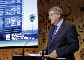 Ximo Puig destaca que Elche dispone todo lo necesario para albergar la Agencia Espacial Española