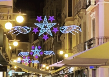 Comercio enciende las luces de Navidad este viernes para incentivar las compras durante el ‘Black Friday’