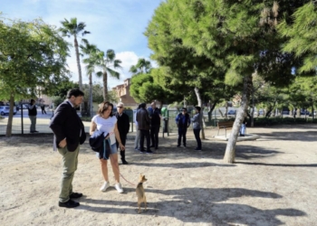 Alicante habilita una nueva zona de libre paseo de mascotas en el Cabo de la Huerta