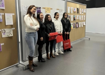 Cerca de un centenar de jóvenes participan en el primer concurso de dibujo contra la violencia de género