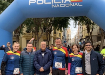 Más de 700 deportistas participan en la I Carrera Solidaria Ruta 091