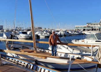 Francisco Blasco, junto al ‘María de los Dolores’ y al ‘D. Xeroni’.