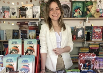 Marisol sigue con su trayectoria en Madrid, donde se ha graduado como periodista y trabaja para revista Telos.