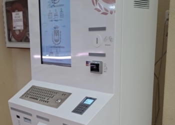 Instalado en el Mercado Central de Elda un cajero automático para el pago de tasas y precios públicos municipales