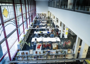 Las bibliotecas de València realizan este año 1.340 actividades culturales y 240.000 préstamos