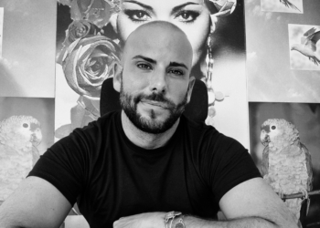 «He diseñado vestidos para princesas qataríes y dubaitíes que siguen siendo clientas»