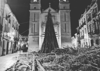 Posiblemente es la hoguera más mágica de la Comunitat Valenciana