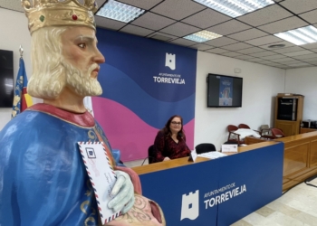 ​​​​​​​Un gran séquito y distintos espectáculos se integrarán en la gran Cabalgata de Reyes