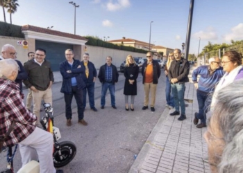 Nuevas luminarias y parque público en Finca Barrina