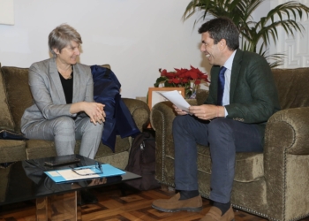 Mazón y OUIGO se reúnen para abordar la llegada del operador low-fare a Alicante en el segundo trimestre de 2023