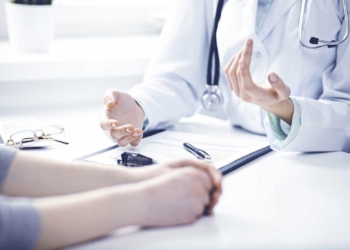 Los facultativos recibirán hasta 10.000 euros anuales de incentivo al ocupar una plaza de difícil cobertura