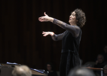 «La música para mí no es un trabajo, es un regalo de la vida»