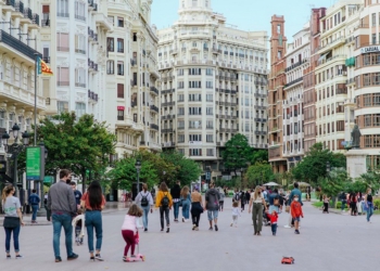 València propiciará la celebración de ‘bautizos’ civiles