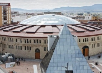 Una gran fiesta juvenil en la Plaza de Toros abre la programación de ‘Villena en Carnaval’