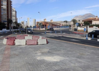 Benidorm finaliza las obras de mejora de la movilidad y la accesibilidad en la calle Ricardo Bayona