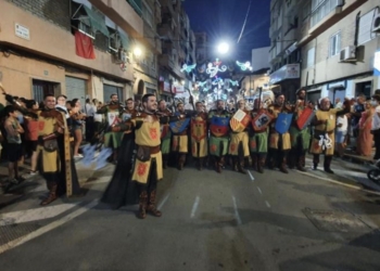 Alicante apoya a los Moros y Cristianos en su petición para ser de Interés Turístico