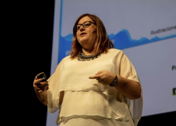 Arrancan los actos del 8M con el taller- monólogo “Eso no es amor” de Marina Marroquí