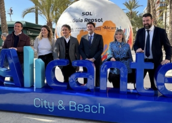 “Showcookings” y un arroz gigante con motivo de la entrega de los Soles Guía Repsol