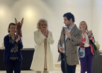 Inaugurada la exposición de cerámica en el Centro Cultural Virgen del Carmen