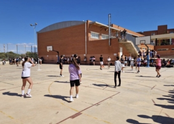 Santa Pola insiste a la Generalitat en la prioridad por mantener en Gran Alacant al alumnado adscrito al instituto