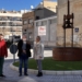 Homenaje a la Cooperativa agrícola de Petrer con la instalación de una prensa de principios del siglo XX en la rotonda de Felipe V