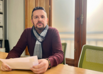 «Pedimos que el agua que está bajo nuestros pies no siga saliendo hacia la costa»