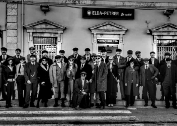 ‘Peaky Blinders’ 2.0, un grupo de moteros de Elda apasionados de la serie