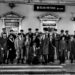 ‘Peaky Blinders’ 2.0, un grupo de moteros de Elda apasionados de la serie