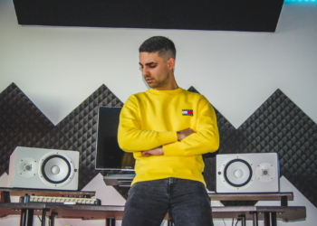 «Me propuse aprender viendo vídeos en YouTube, nadie me ha enseñado lo que sé»