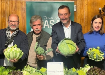 Felip Sànchez, concejal de Desarrollo Rural; Pedro Valero, presidente local de Asaja; Carlos González, alcalde de Elche y Esther Díez, concejala de Medio Ambiente.