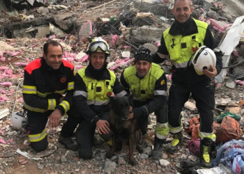 «Por desgracia ya solo hallamos cadáveres entre los escombros»