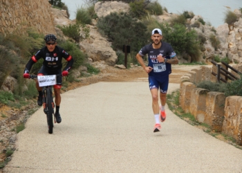 El ganador del pasado año durante la subida al Faro.