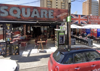 Imagen de uno de los cajeros ilegales de Benidorm.