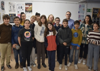 El director de la Cátedra de Infancia y Adolescencia de la UPV mantiene un encuentro con el CLIA