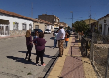 Comienzan las obras de renovación de la red de agua potable en la pedanía de Virgen del Camino