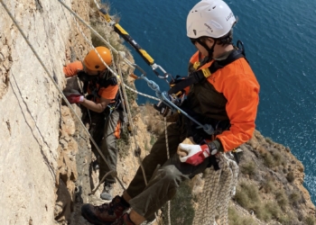 l’Alfàs y la Generalitat colaboran en el mantenimiento de un muro en el Faro de l’Albir