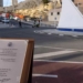 Centenares de vecinos rinden en Benidorm homenaje a las víctimas de la COVID-19