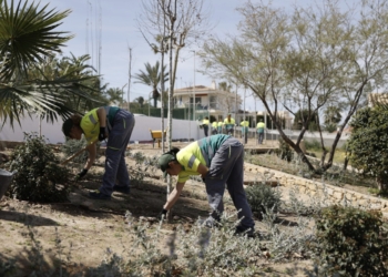 L’Alfàs realiza obras de mejora en la zona exterior del CEA Carabineros