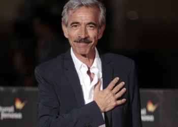 Imanol Arias recibirá el Pi d’Honor de la Mostra de Teatre 2023