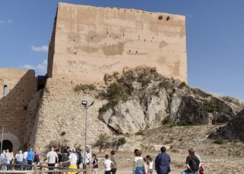 La provincia de València recibe una gran afluencia de turistas en Semana Santa