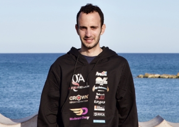 Ángel López Amor inicia la temporada de carrera vertical con la subida al hotel Bali