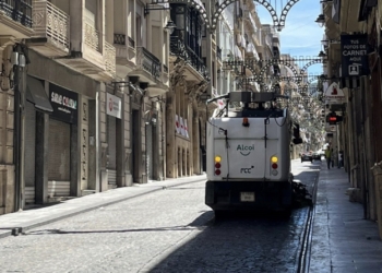 Alcoy vive unas fiestas brillantes y trabaja para volver a la normalidad