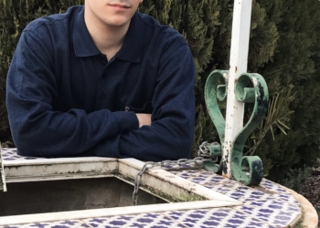 «Sostener mi primera novela publicada fue algo muy emocionante que cuesta asimilar»