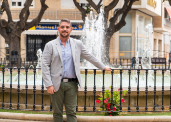 «La primera medida que pondré en marcha será bajar la tasa de basura un 50%»